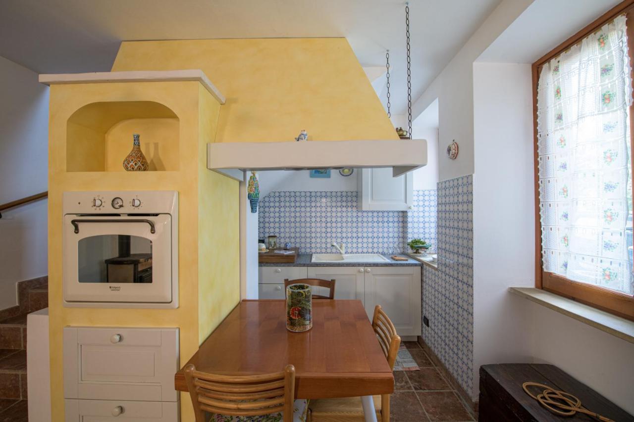 Tenuta Cascina Marenco กาวี ภายนอก รูปภาพ